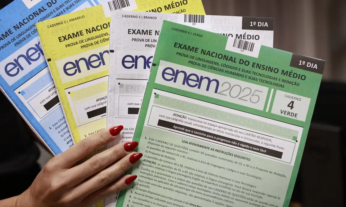 Candidatos têm até esta sexta-feira para concluir inscrição no Enem 2026