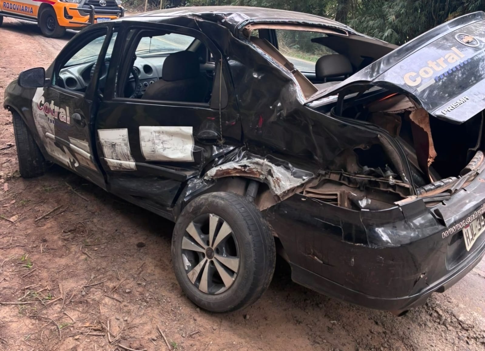 Motorista é preso por suspeita de embriaguez após acidente na MG-133, em Tabuleiro