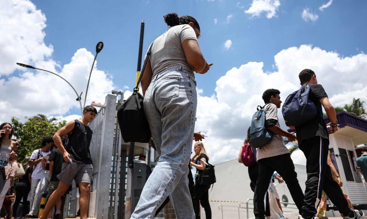 Prouni 2026: inscrições para bolsas em faculdades privadas terminam nesta sexta-feira