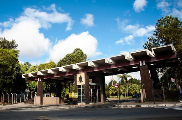 Fies 2026: inscrições para financiamento estudantil terminam nesta sexta-feira