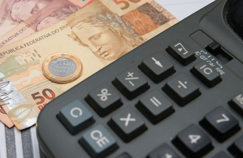 Governo prevê arrecadar R$ 636 bilhões com nova CBS em 2027