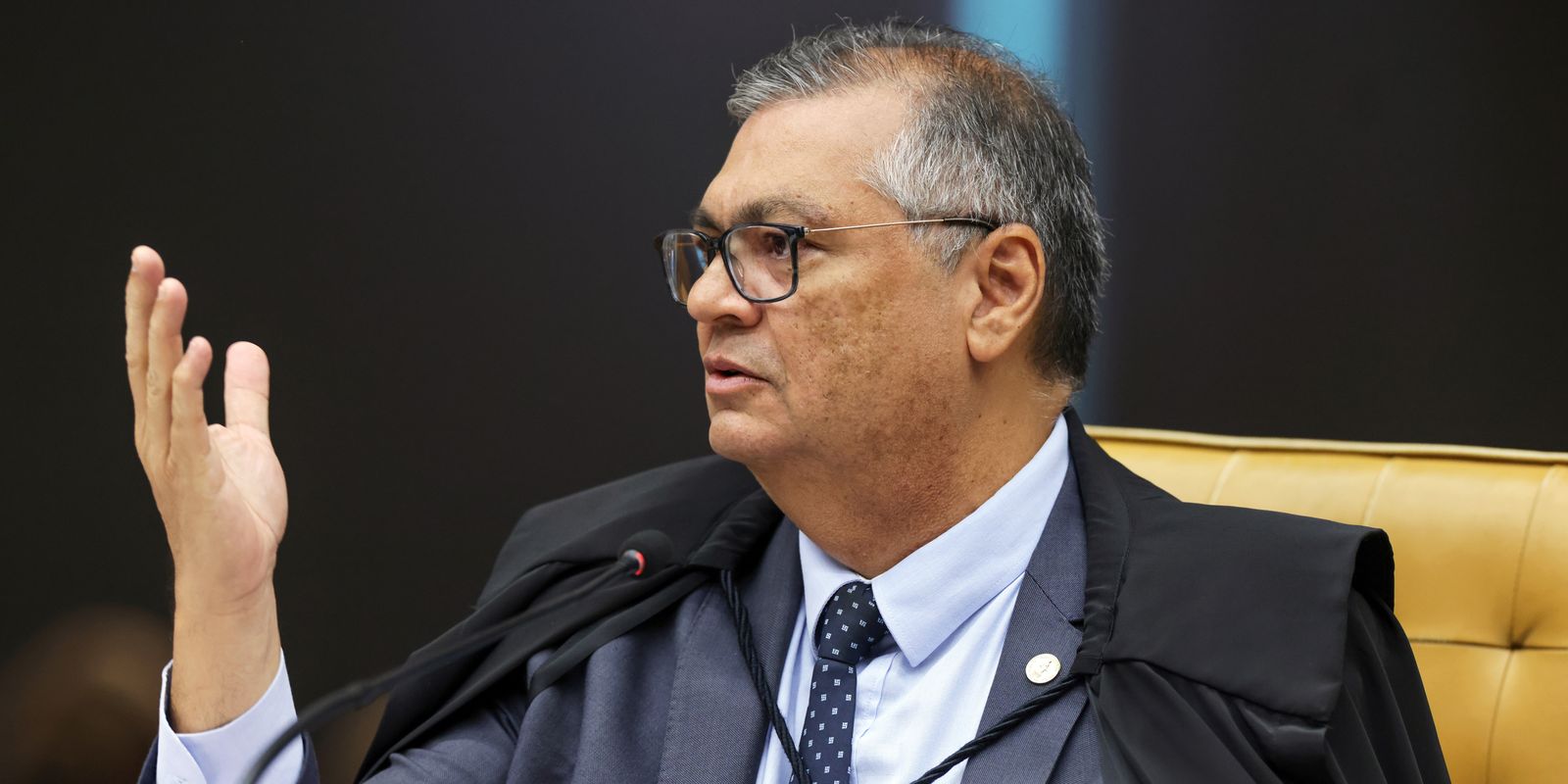 Dino determina fim do sigilo de investigações sobre o filme Dark Horse — Imagem: Agencia Brasil