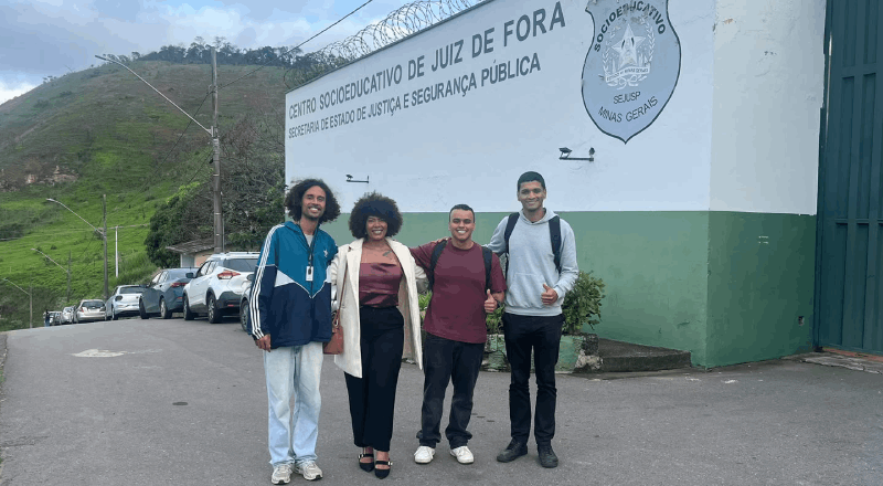 Fala Aê Juventude promove diálogo sobre acesso à universidade pública e papel da educação