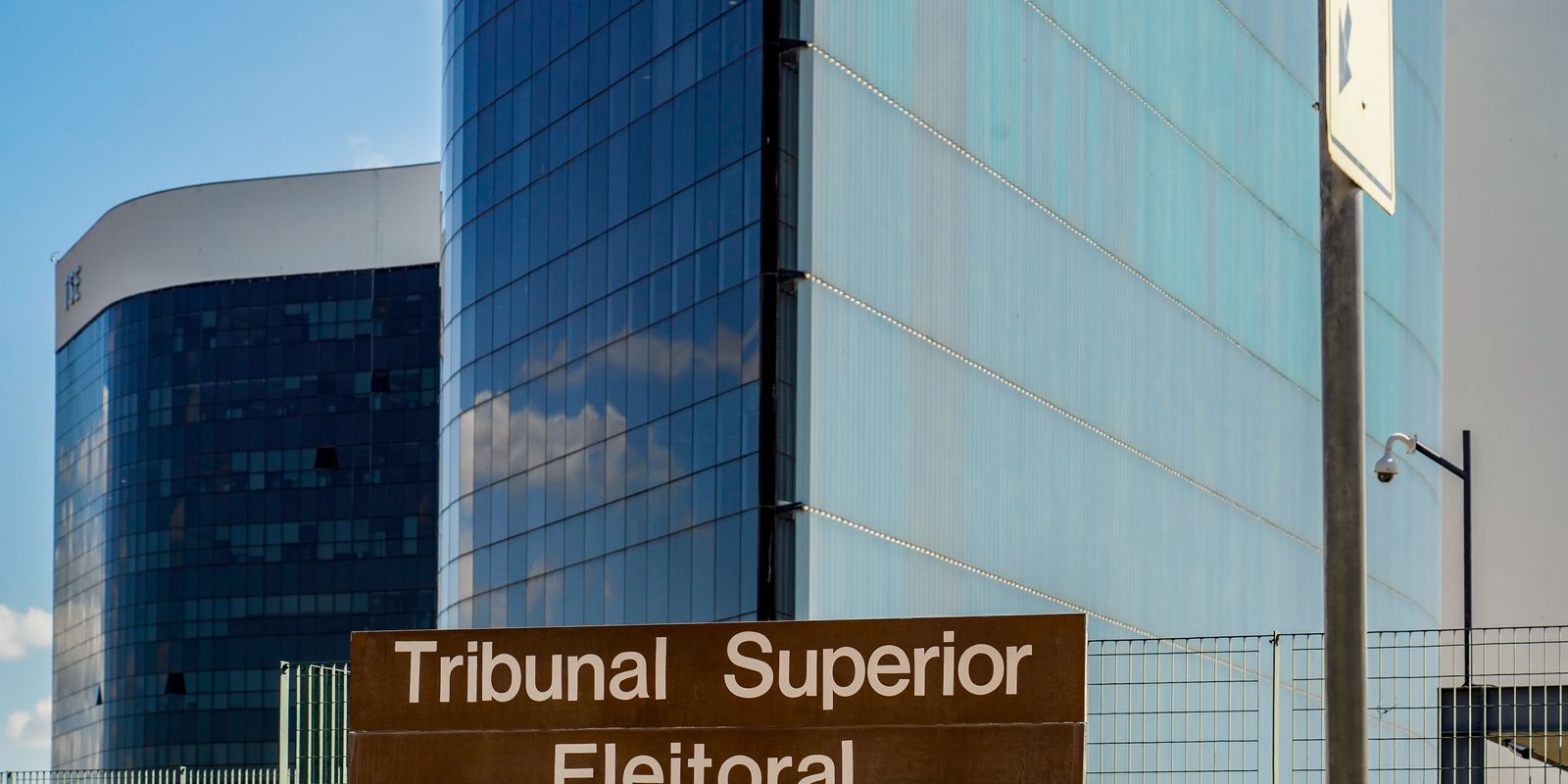 TSE forma maioria para manter retirada de posts sobre Nossa Senhora — Imagem: Agencia Brasil