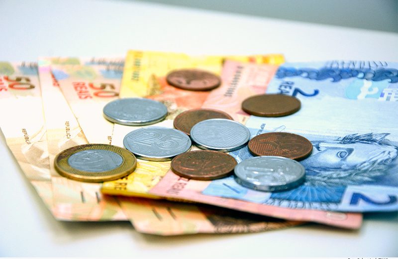 Dependente químico é condenado por se apropriar de dinheiro de pais idosos