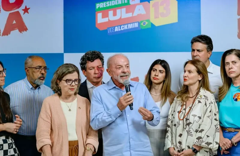 Lula celebra avanço do fim da 6×1 no Senado