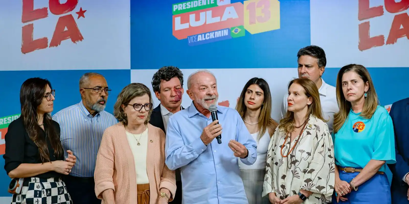 Lula celebra avanço do fim da 6x1 no Senado — Imagem: Agencia Brasil