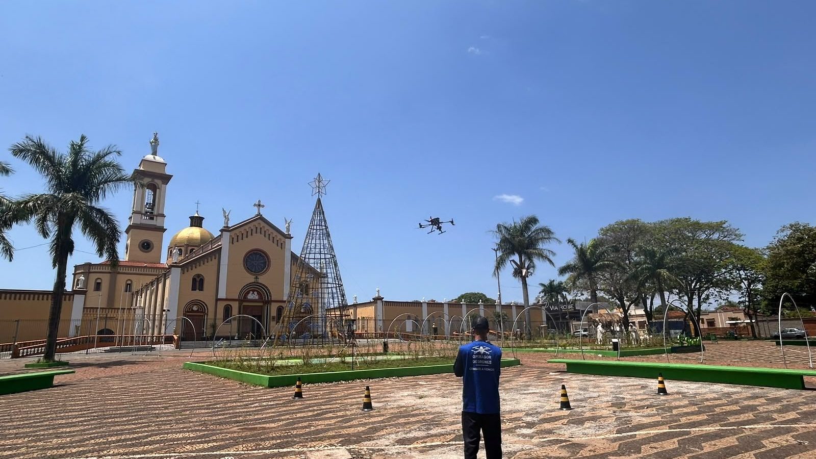 Maior operação de drones de Minas mapeia focos do Aedes aegypti em Uberaba antes do período chuvoso — Imagem: Agencia Minas