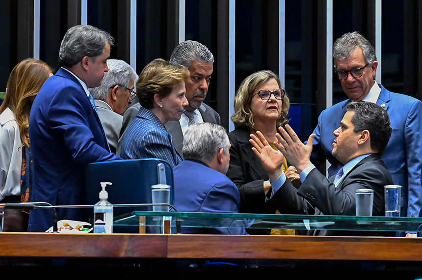 PEC do fim da escala 6x1 passa por 2ª sessão de discussão no Plenário — Imagem: Agencia Senado