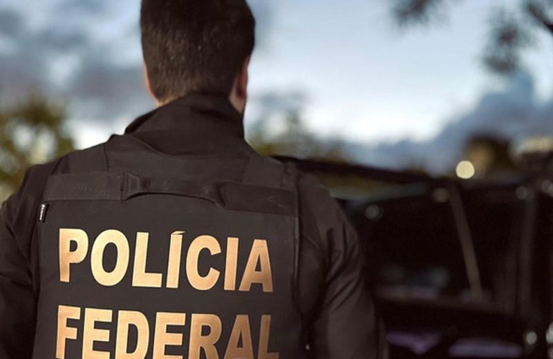 PF cumpre mandados contra juiz suspeito de favorecer imobiliárias