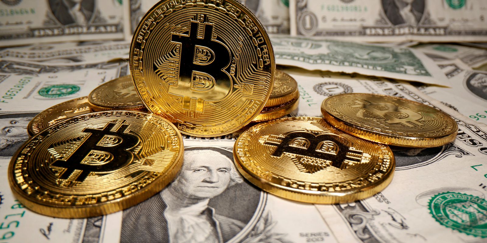 Site oferece criptomoedas por posts de apoio a Flávio Bolsonaro — Imagem: Agencia Brasil
