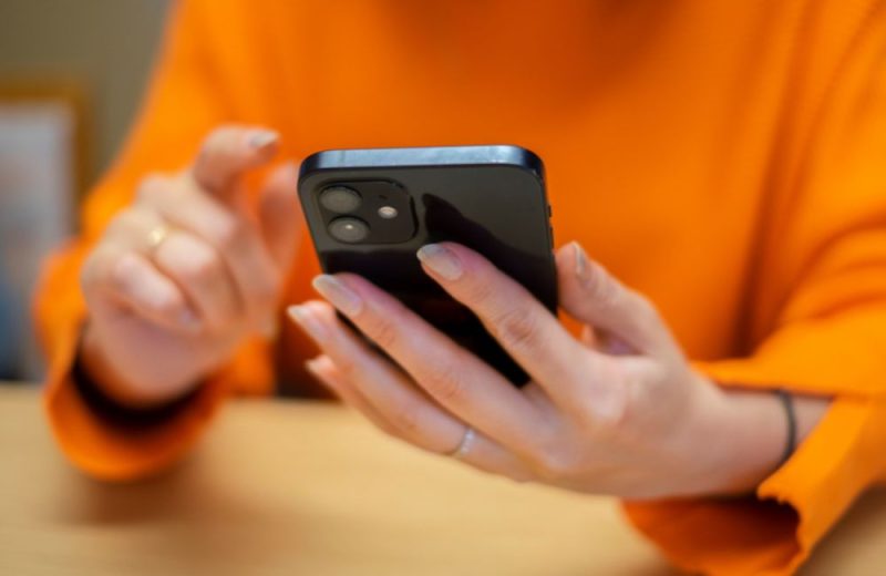 TikTok é condenado a indenizar neuropsicopedagoga que teve conta hackeada