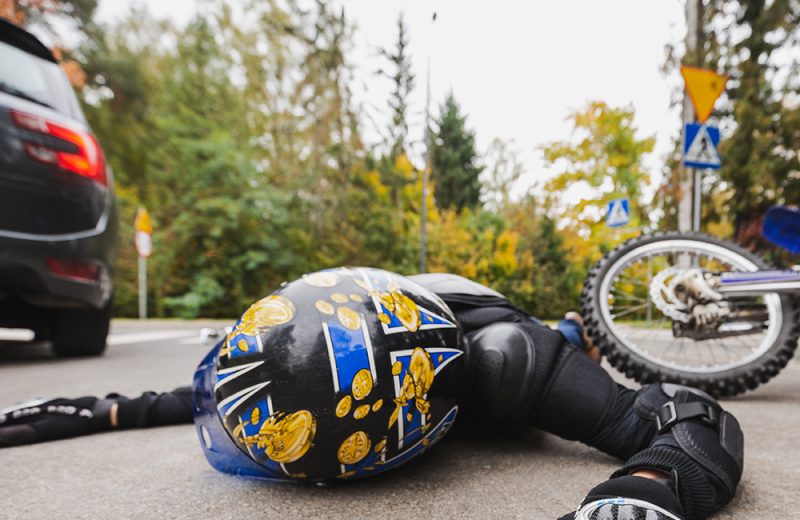 TJMG aumenta indenização para motociclista atingido por veículo de prefeitura