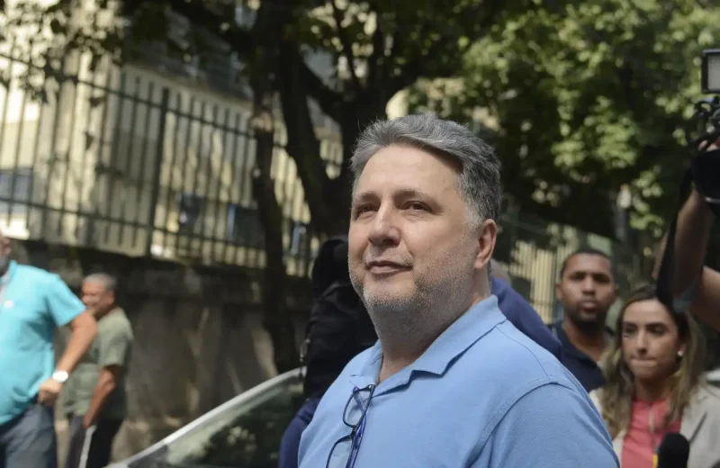 TSE anula votos de Garotinho e Ruas vence governo do Rio no 1º turno